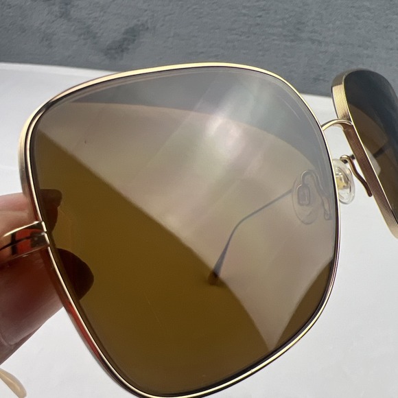 Maui Jim Gold Metal Frame Sunglasses with Brown Lenses - Picture 14 of 16